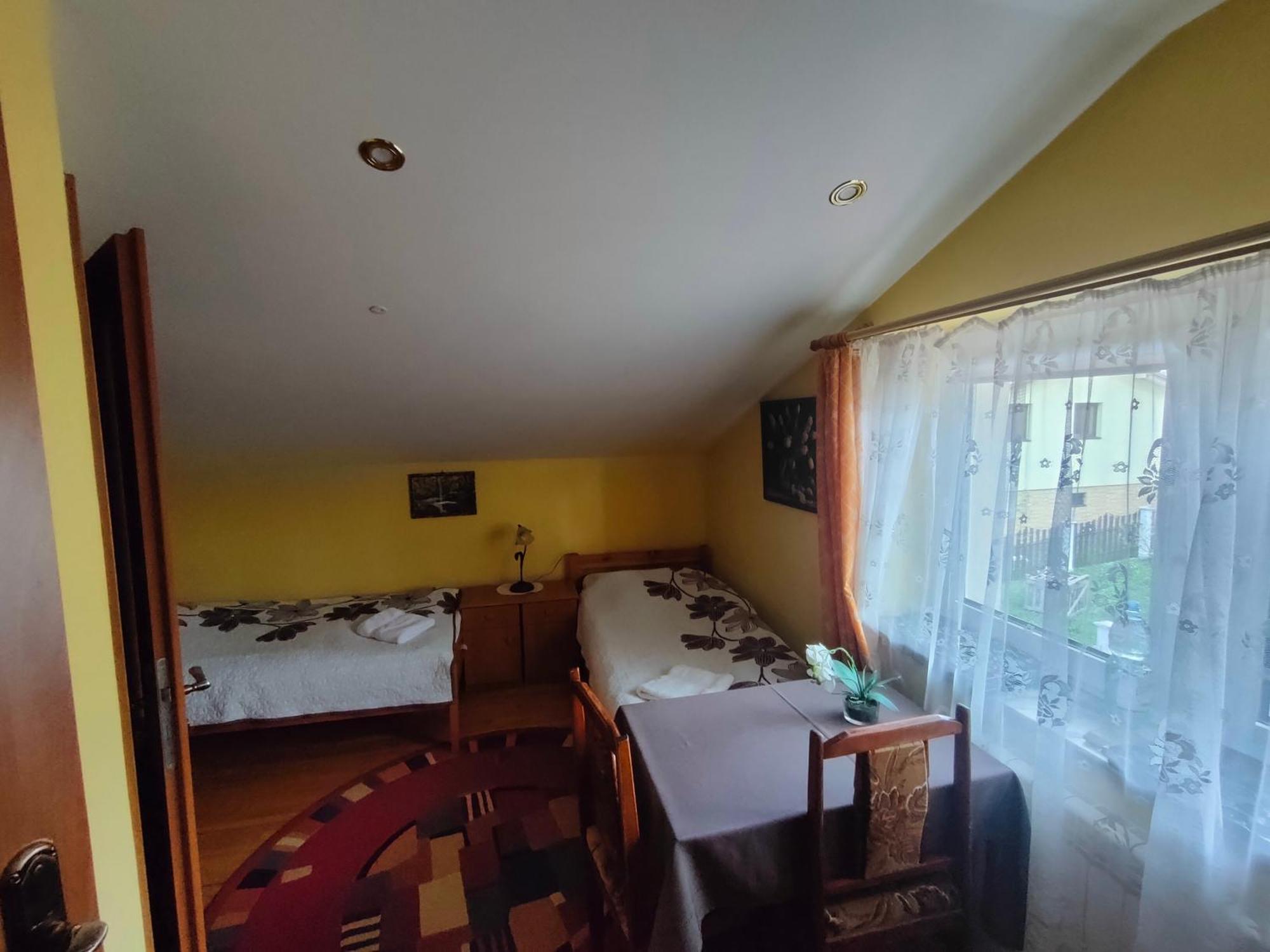 Pokoje Goscinne Szuber Iwonicz-Zdrój Dış mekan fotoğraf